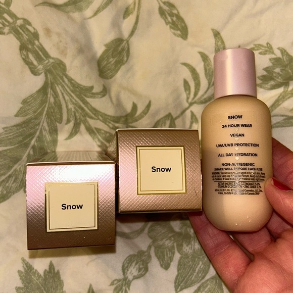 Too Faced Born This Way * snow * two new in box, one used one time 30 SPF 60ml - Picture 2 of 4